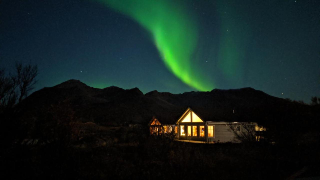Superior Cottage With Sea View In Senja Senjehesten Exterior photo